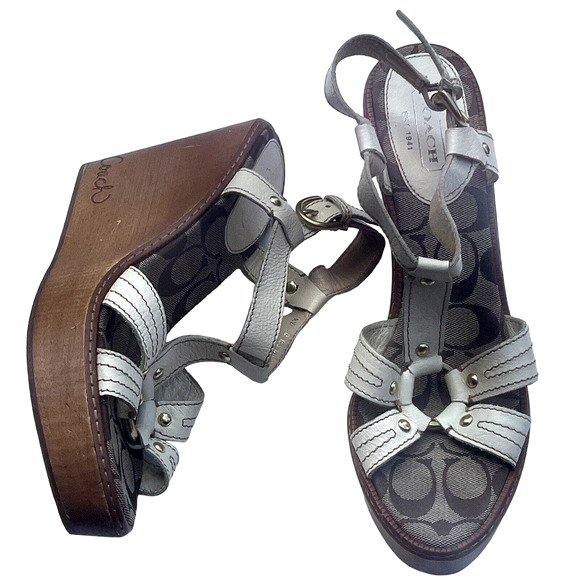 COACH MAYRA Grainy Calf Strappy Sandal Chunky Wood Heel Size 10B Saddle - Picture 1 of 3